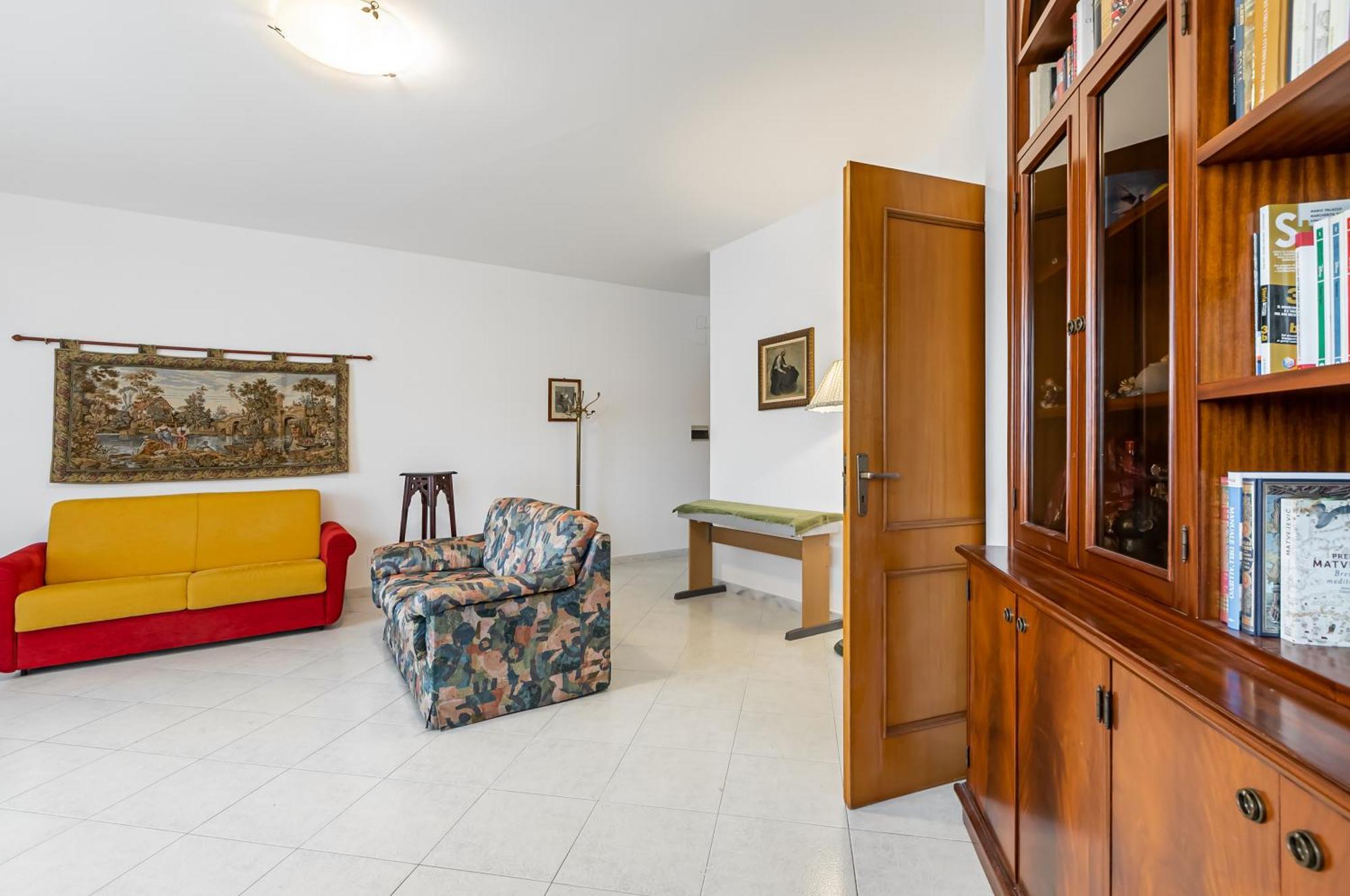 Palazzo Reale & Piazza Indipendenza Roomy Flat Palermo Exterior foto