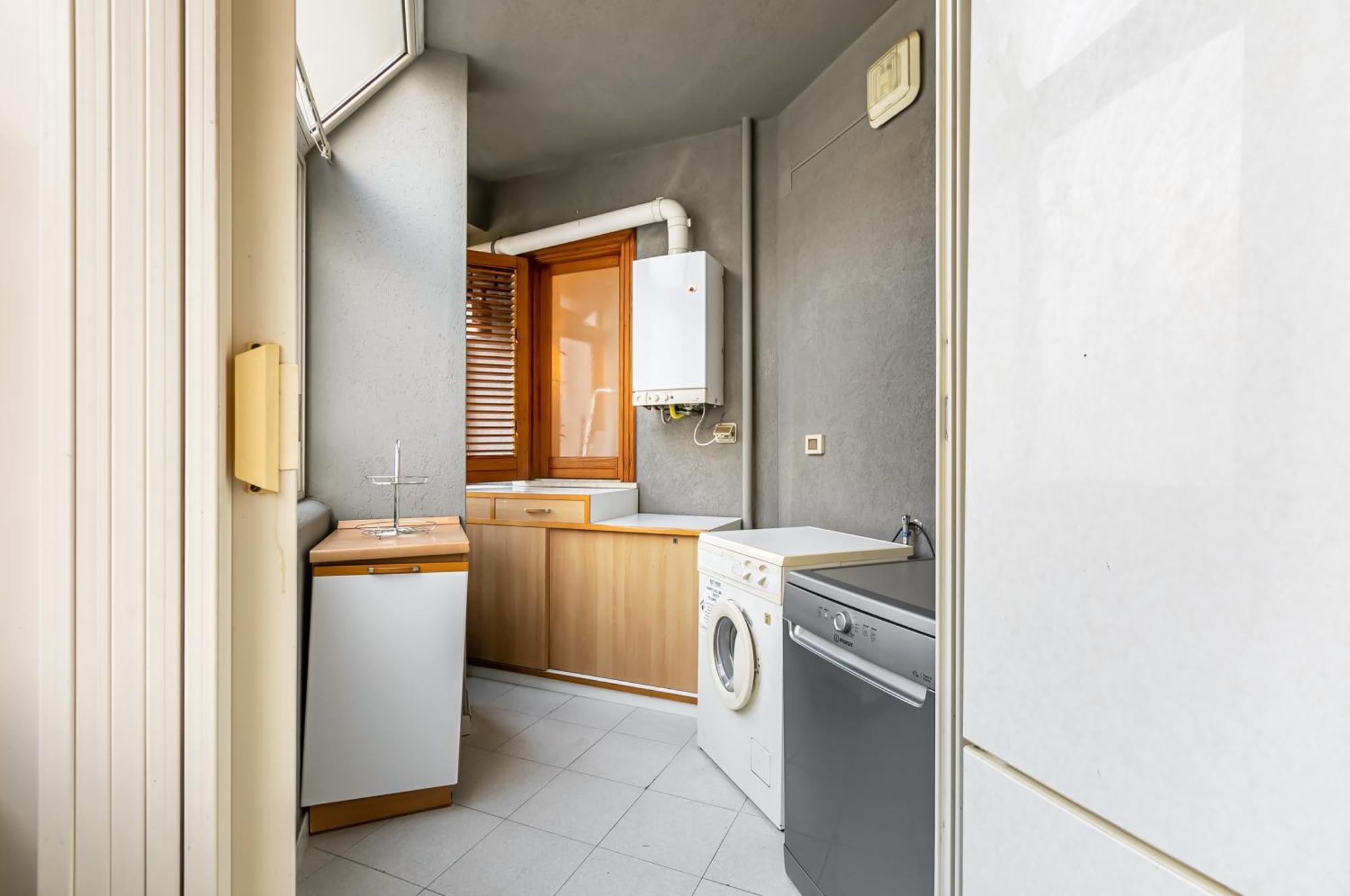 Palazzo Reale & Piazza Indipendenza Roomy Flat Palermo Exterior foto